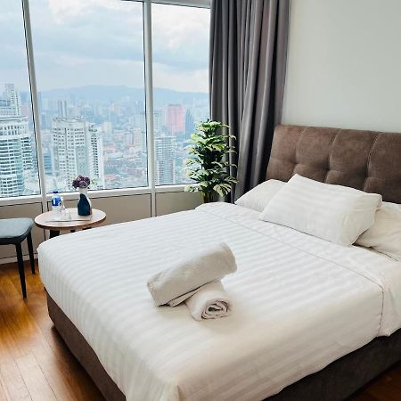 Klcc Sky Suites Kuala Lumpur Bagian luar foto