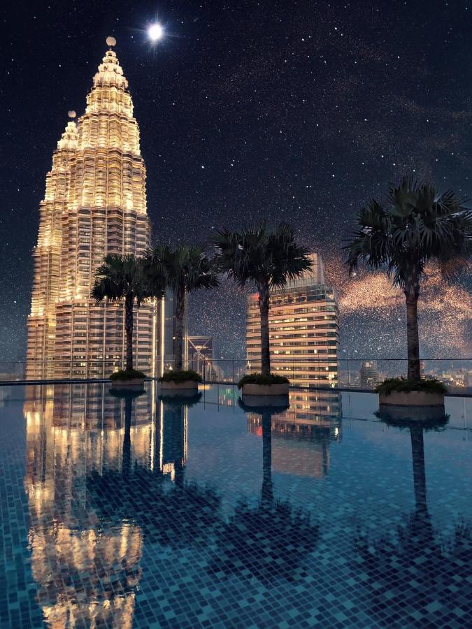Klcc Sky Suites Kuala Lumpur Bagian luar foto