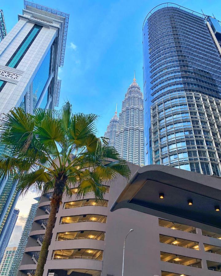 Klcc Sky Suites Kuala Lumpur Bagian luar foto