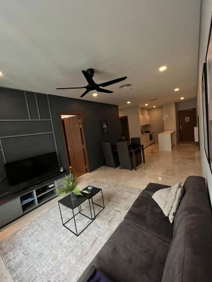 Klcc Sky Suites Kuala Lumpur Bagian luar foto