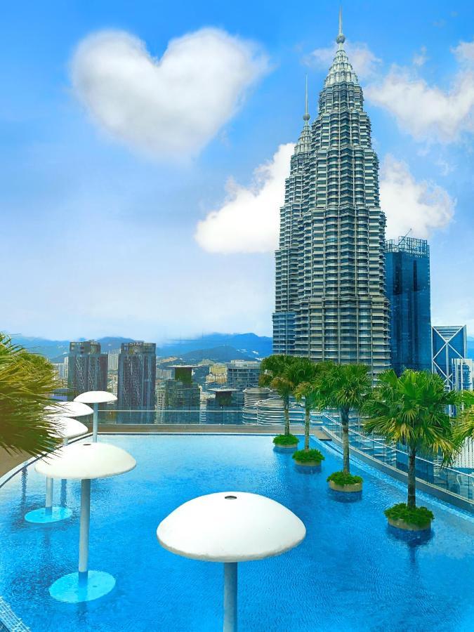 Klcc Sky Suites Kuala Lumpur Bagian luar foto