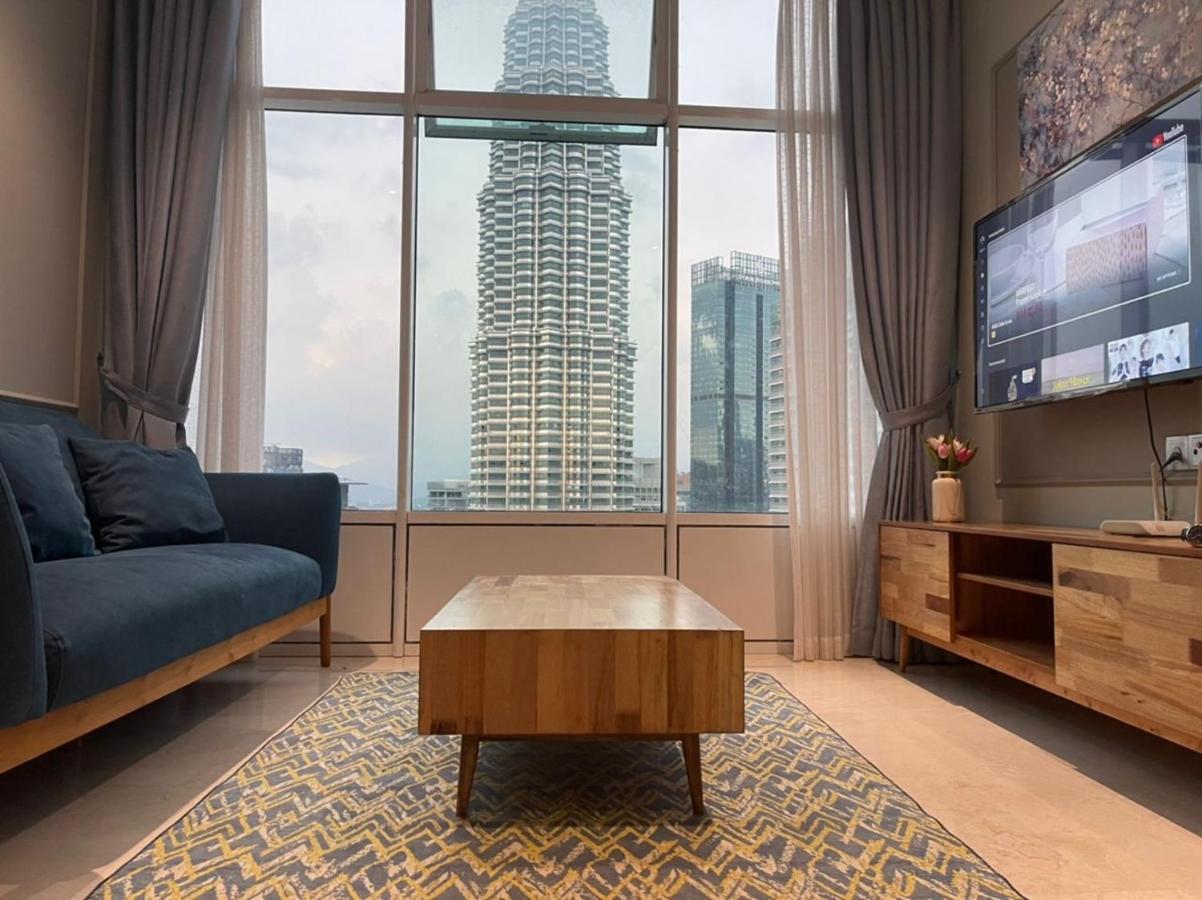 Klcc Sky Suites Kuala Lumpur Bagian luar foto
