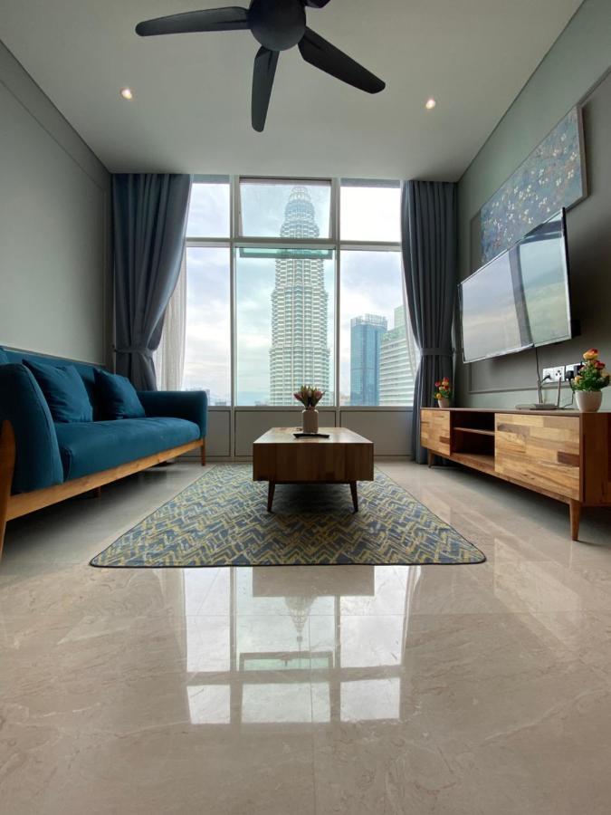 Klcc Sky Suites Kuala Lumpur Bagian luar foto