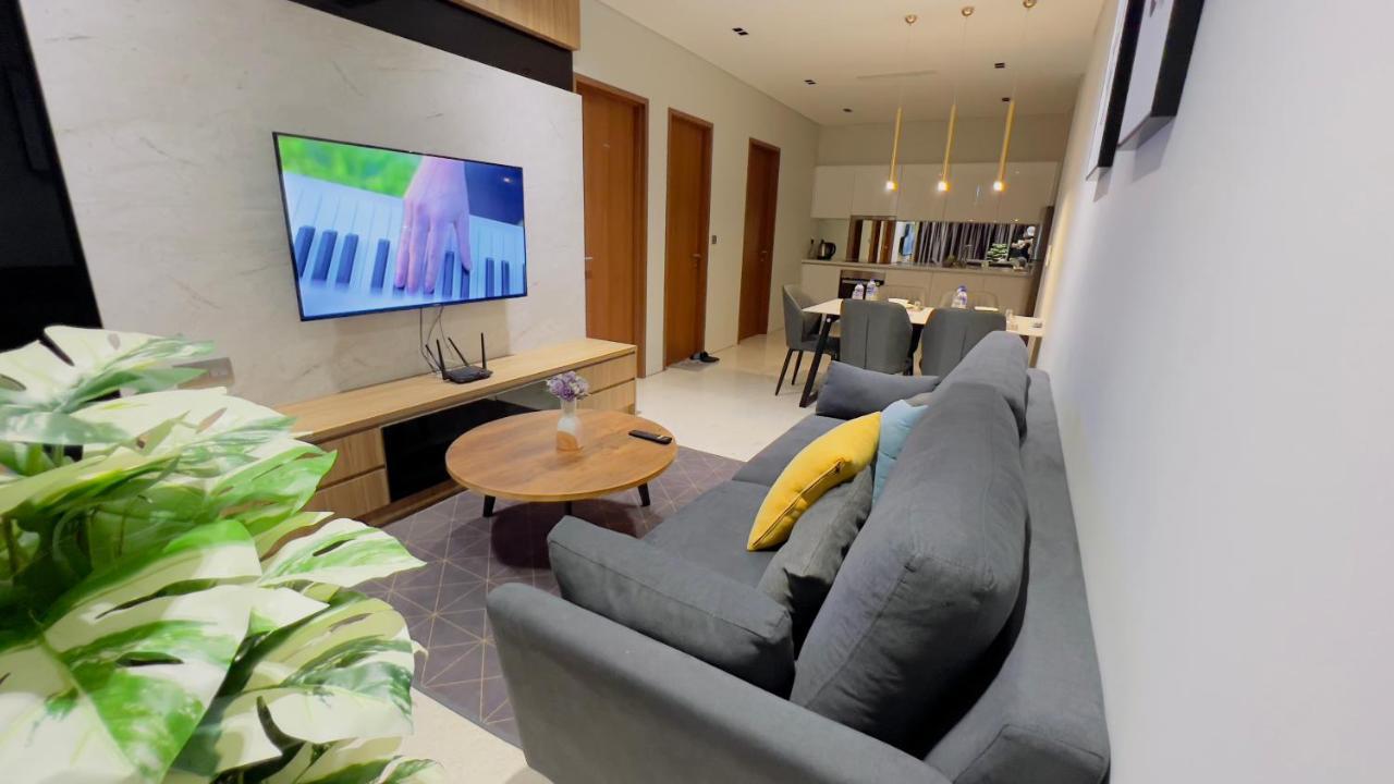 Klcc Sky Suites Kuala Lumpur Bagian luar foto