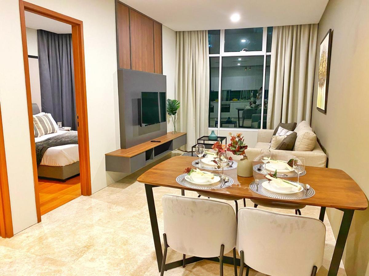 Klcc Sky Suites Kuala Lumpur Bagian luar foto